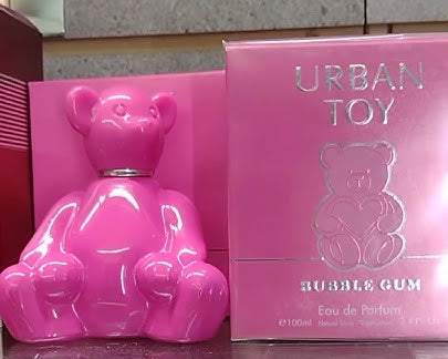 Urban Toy.. INSPIRED BY MOSCHIINO  TOY 2 BUBBLEGUM